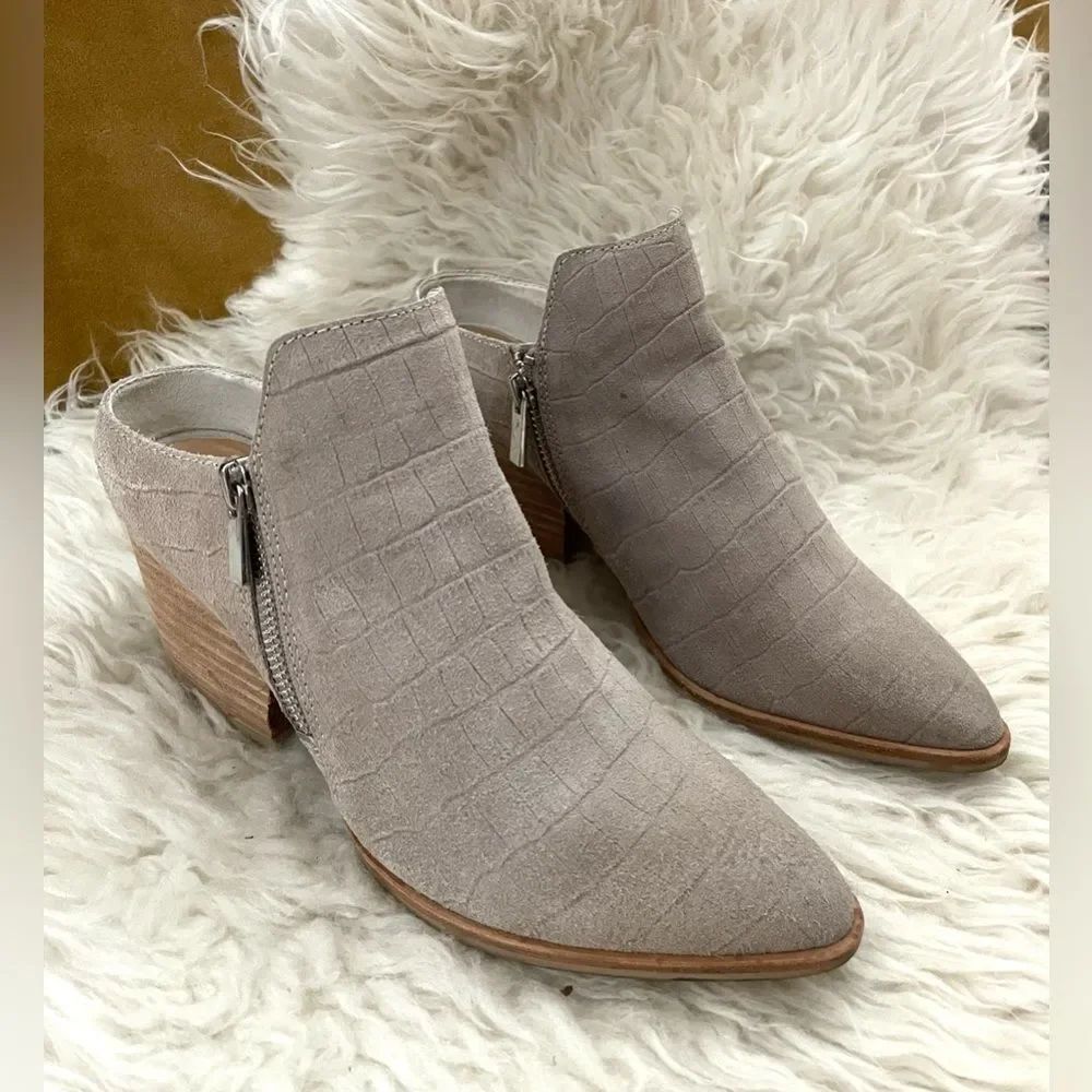Dolce Vita Boots Mule Light Taupe Suede w/Croc Print 7